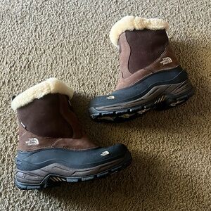 The North Face Greenland Women's Zip Waterproof Primaloft Winter Boots S…